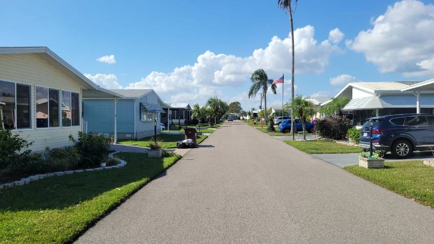 3509 Tower Overlook Drive a Lake Wales, FL Mobile or Manufactured Home for Sale